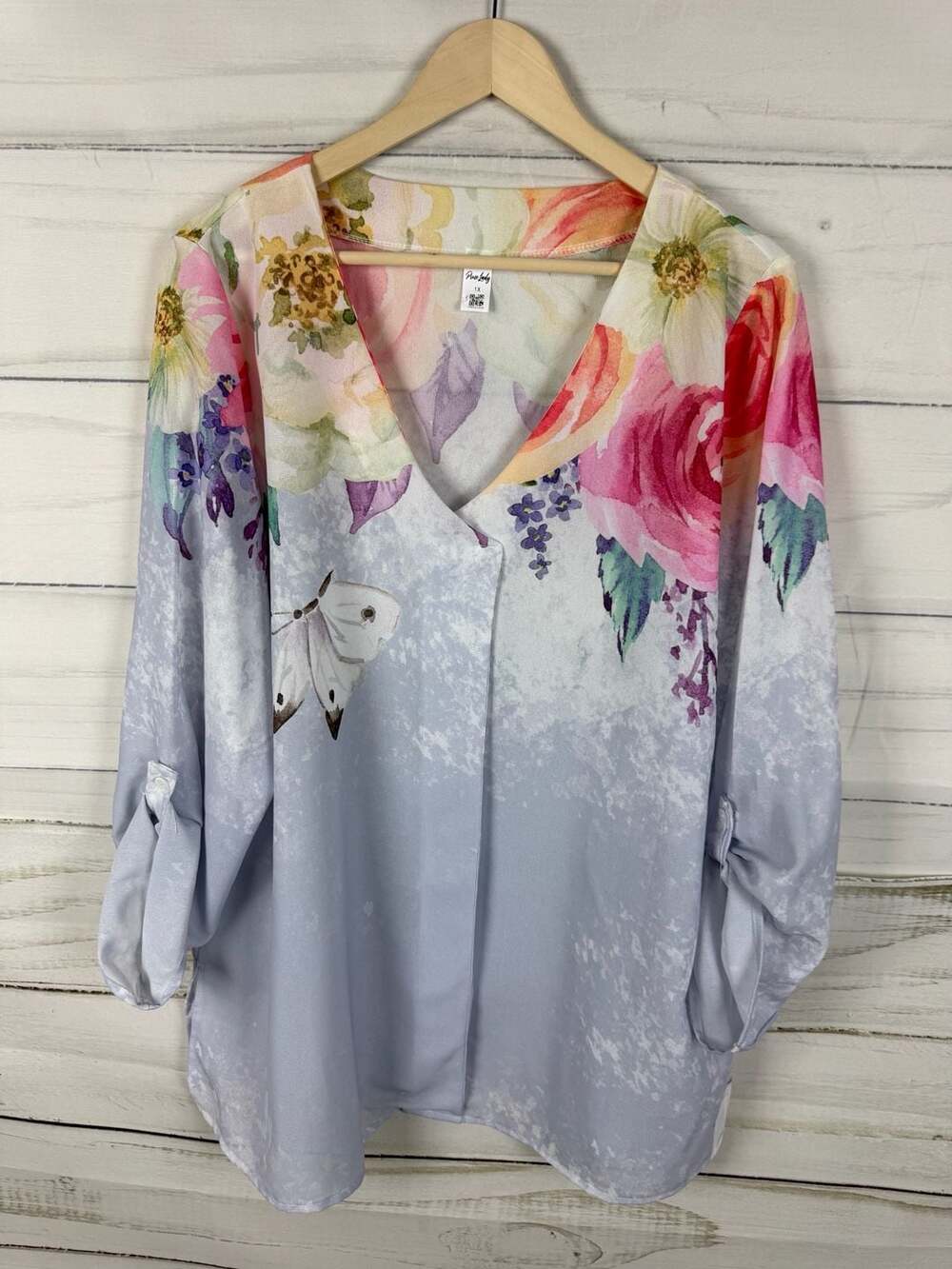 Pixie Lady Plus Size 1X Floral Butterfly Print V-Neck 3/4 Sleeve Blouse